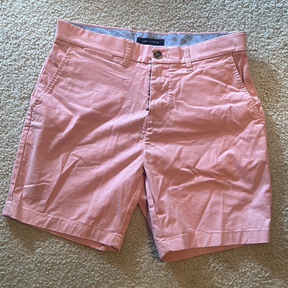 Tommy Hilfiger shorts - Picture 1 of 4